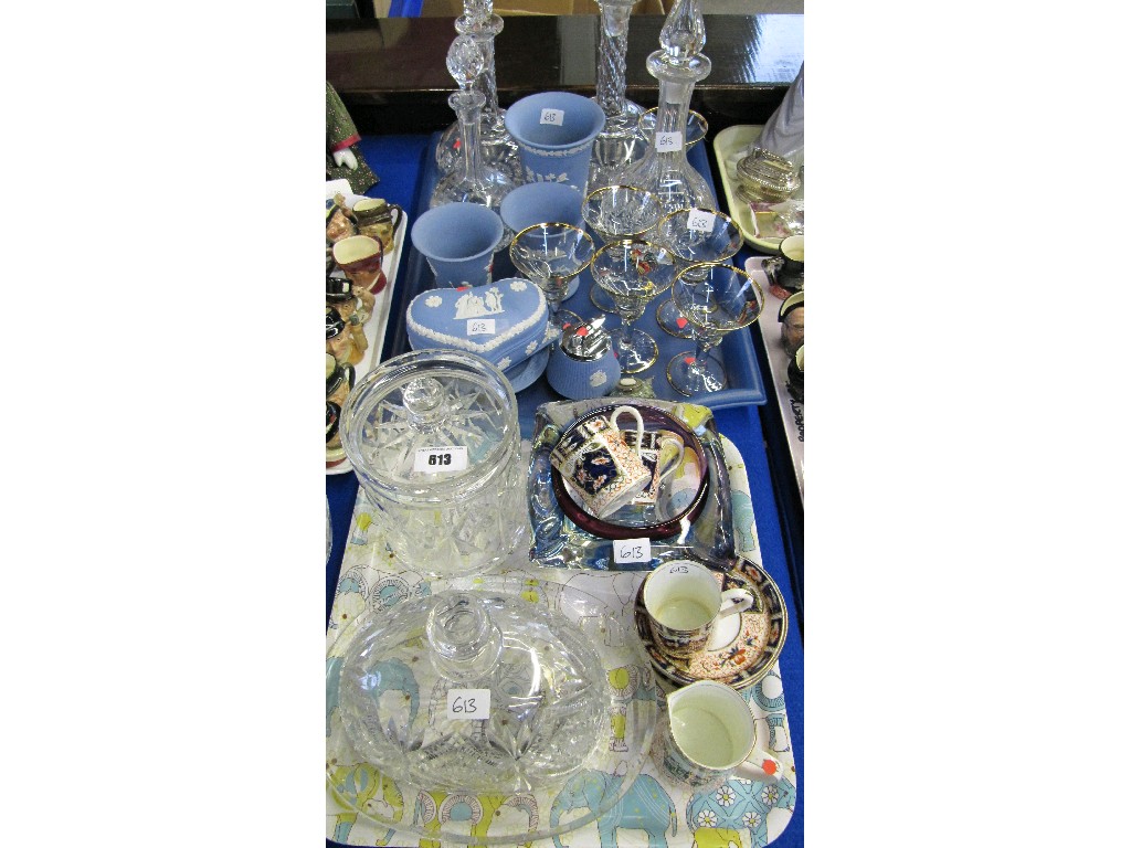 Appraisal: Lot comprising two trays of assorted glass and ceramics to