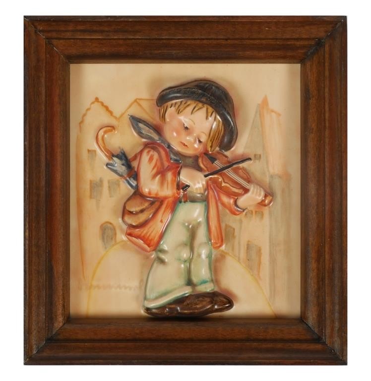 Appraisal: Hummel wall plaque of the Little Fiddler in wood frame