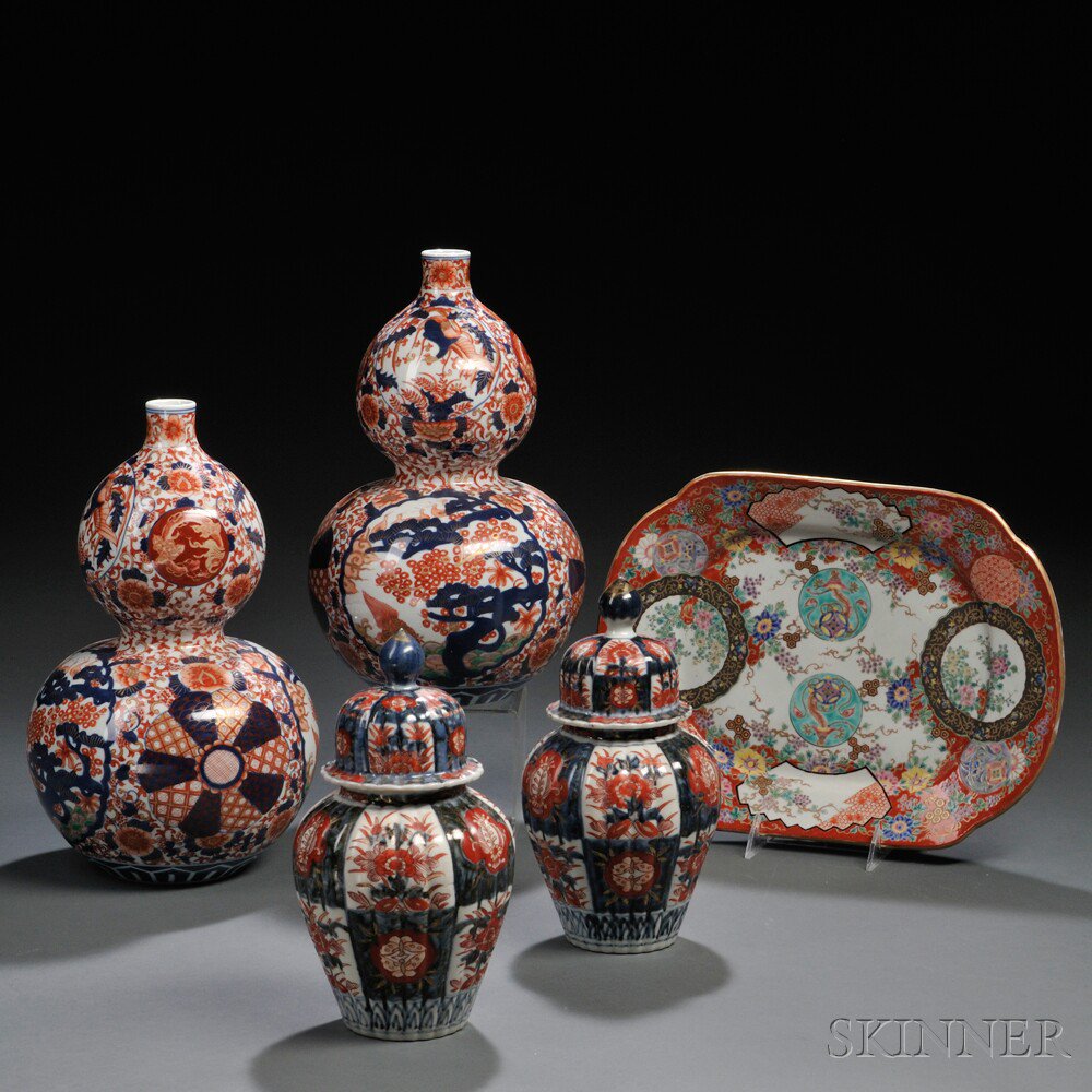 Appraisal: Five Imari Porcelain Items Japan th th century a pair