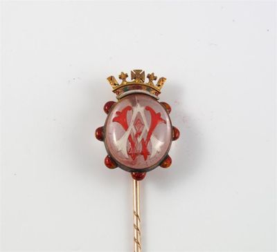 Appraisal: A reverse carved crystal Royal initial stick pin The initials