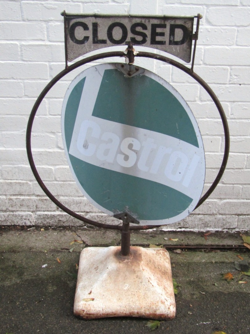 Appraisal: A Castrol verge sign with open closed flip