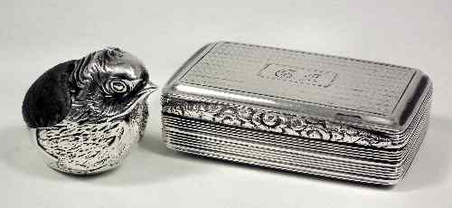 Appraisal: A George IV silver rectangular snuff box with engine turned