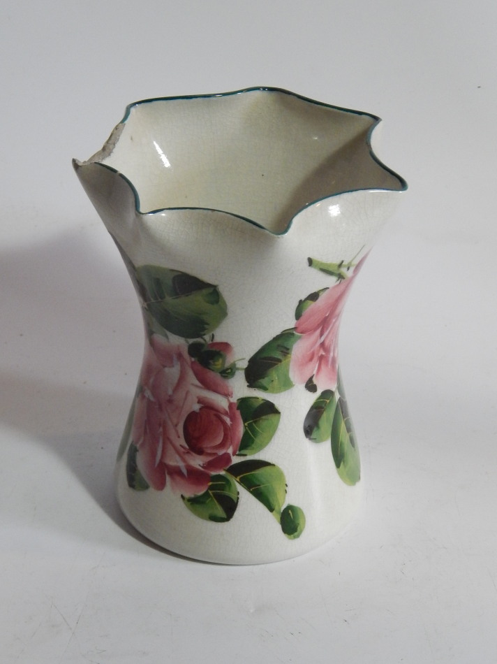 Appraisal: A late thC Wemyss handkerchief vase the inverted cylindrical body