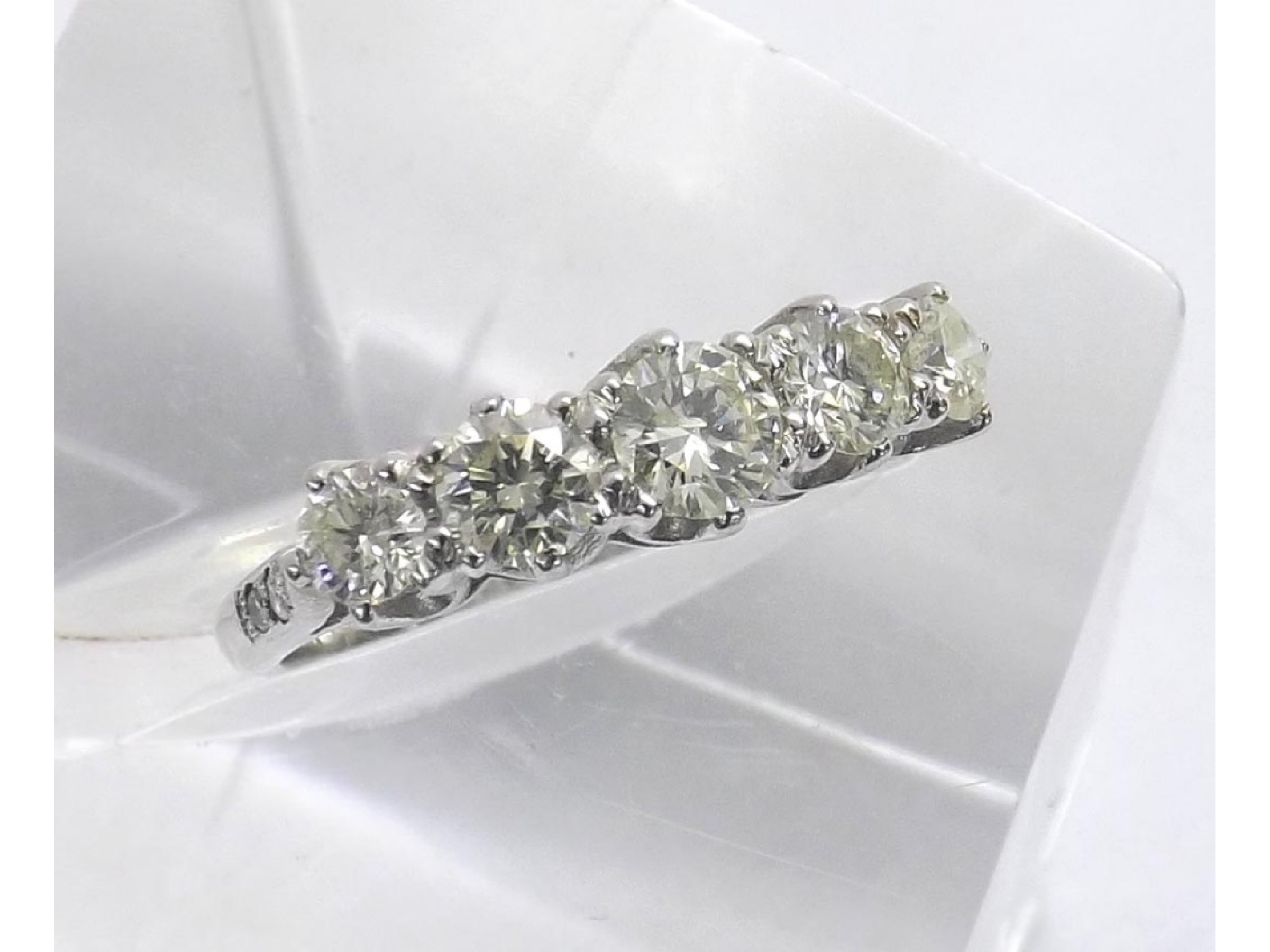 Appraisal: ct white gold claw set five stone diamond ring round