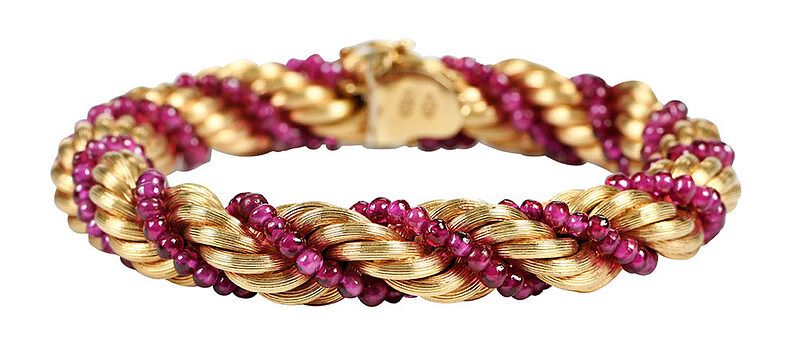 Appraisal: kt Gemstone Bracelet spinel beads approx mm each textured gold