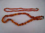 Appraisal: A mixed lot comprising an amber necklace cm and a