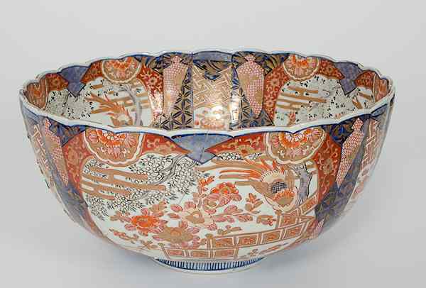 Appraisal: Japanese Imari Bowl Japan A large Imari bowl with scalloped