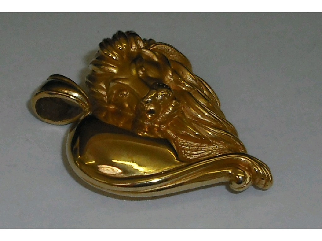 Appraisal: ct lion heart pendant gm