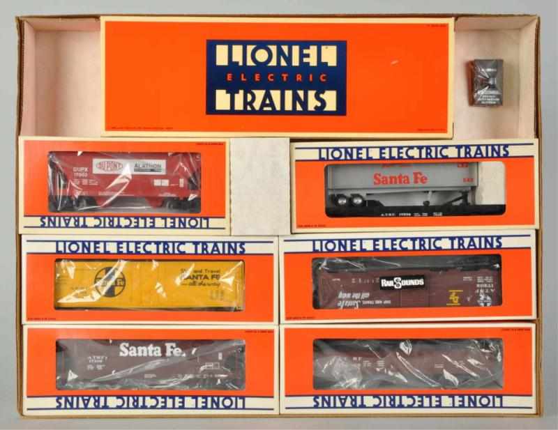 Appraisal: Contemporary Lionel Santa Fe Freight Train Set Description Circa s