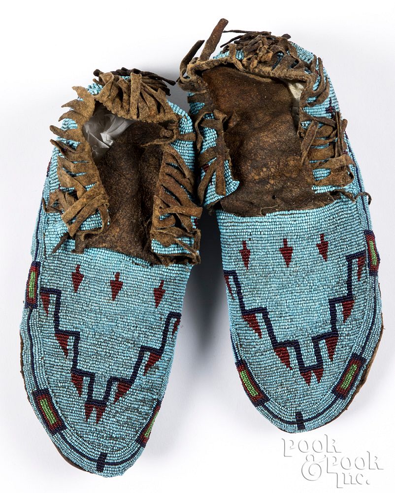 Appraisal: Pair of Native American Indian beaded moccasins Pair of Native