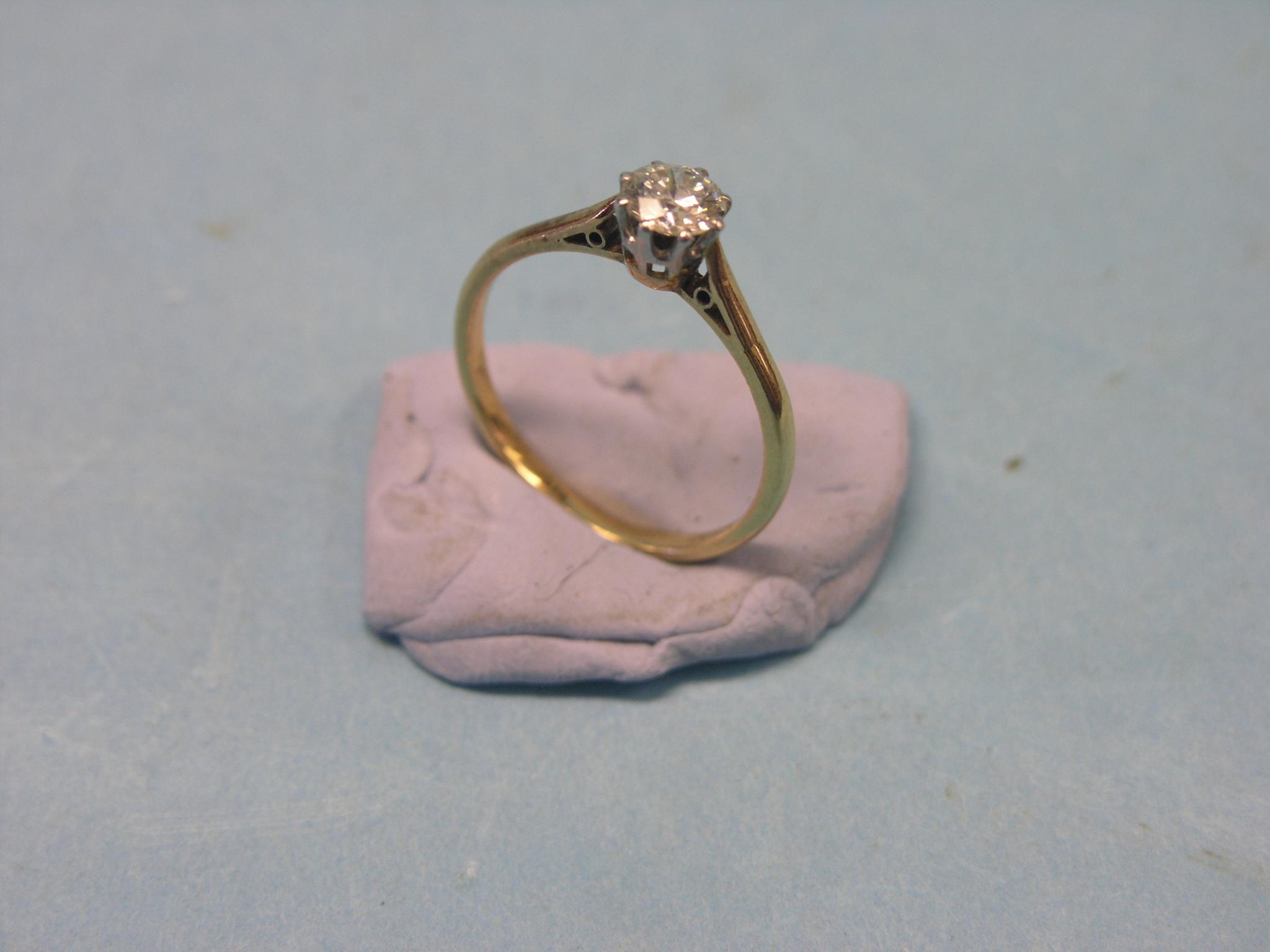 Appraisal: An ct gold and diamond solitaire ring stone approx ct