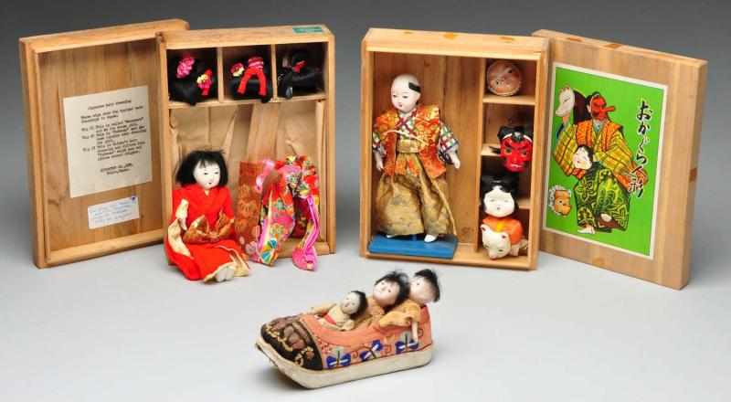 Appraisal: Lot of Vintage Oriental Dolls Description Kyugetsu Doll geisha girl