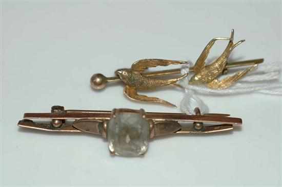 Appraisal: TWO CT GOLD BAR BROOCHES ONE STONE SET A F