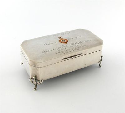 Appraisal: A presentation regimental silver and enamel cigarette box by H