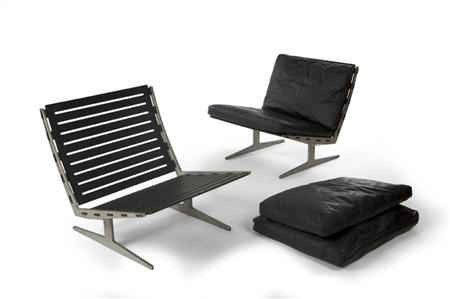 Appraisal: PAUL LEIDERSDORFF PAIR OF 'CARAVELLE SYSTEM' LOUNGE CHAIRS Steel leather