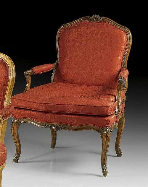 Appraisal: FAUTEUIL A LA REINE Louis XV Paris circa Shaped and