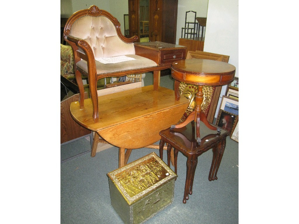 Appraisal: Lot comprising telephone seat pine table drum table nest of