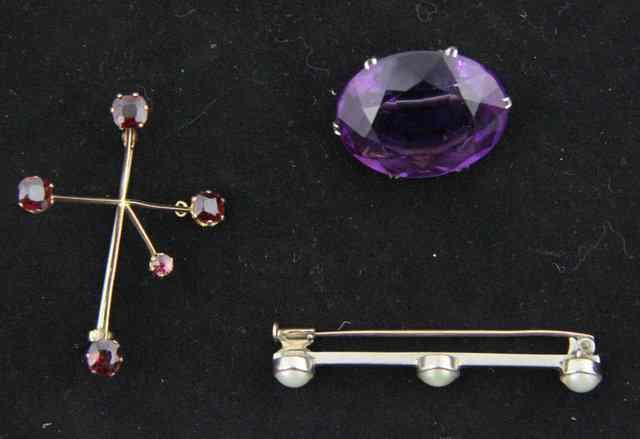 Appraisal: A 'Southern Cross' brooch gem set in ct gold an