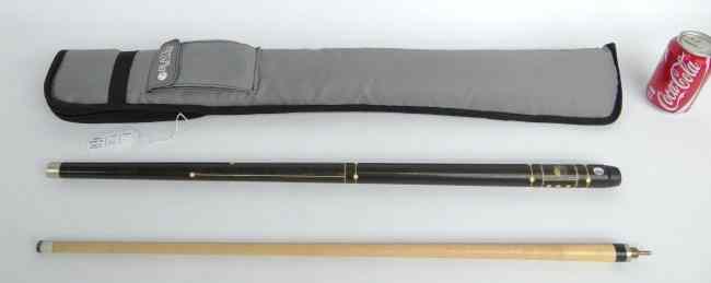 Appraisal: Blatt Billiards pool cue in orig bag