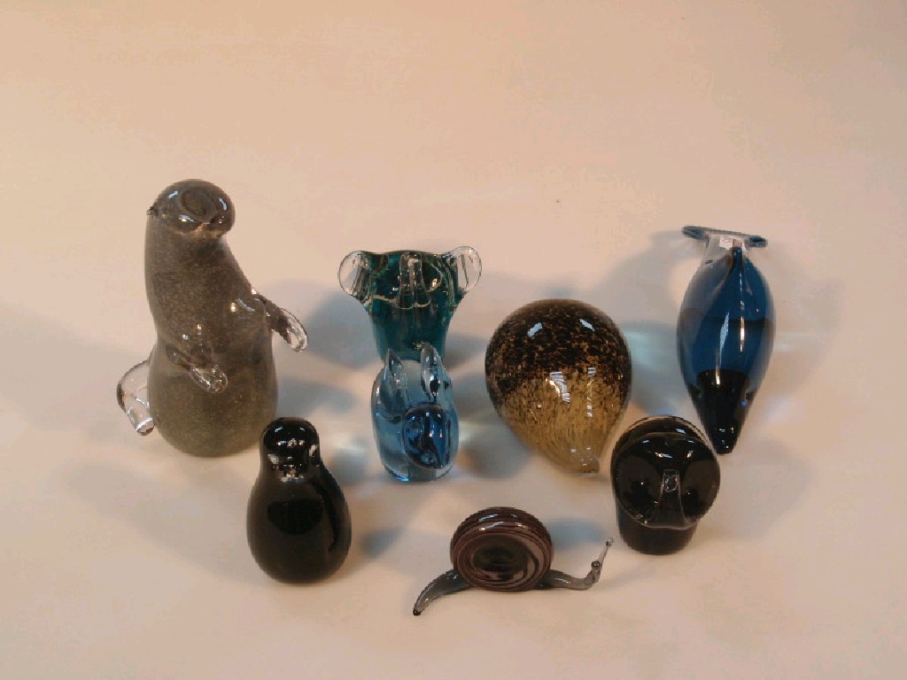 Appraisal: Eight Wedgwood glass paperweights of various animals including two Mdina