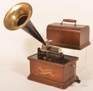 Appraisal: Columbia Graphophone -Model BK-First style in oak case Lyre reproducer