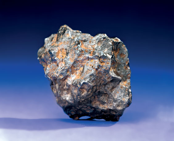 Appraisal: PALM SIZED METEORITE Campo del Cielo -Coarse octahedrite iron Gran