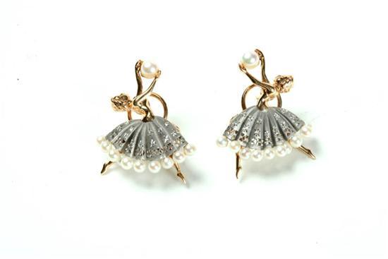 Appraisal: PEARL AND DIAMONDS EARRINGS Finely detailed figural earrings depicting dancers