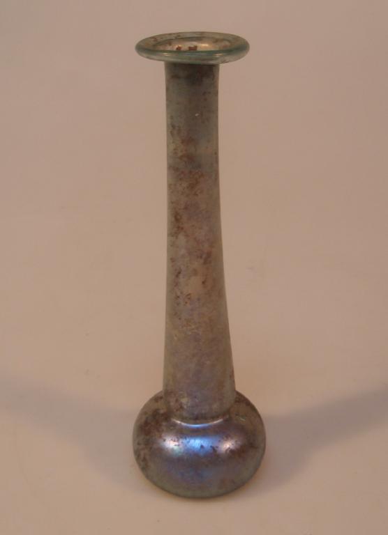 Appraisal: A pale bluish-green Roman glass perfume bottle or unguentarium the