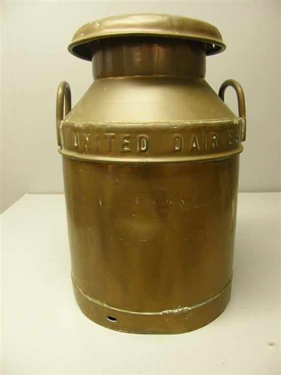 Appraisal: Copper twin-handled milk churn the cover marked 'Daw's Creamerie Saltash'