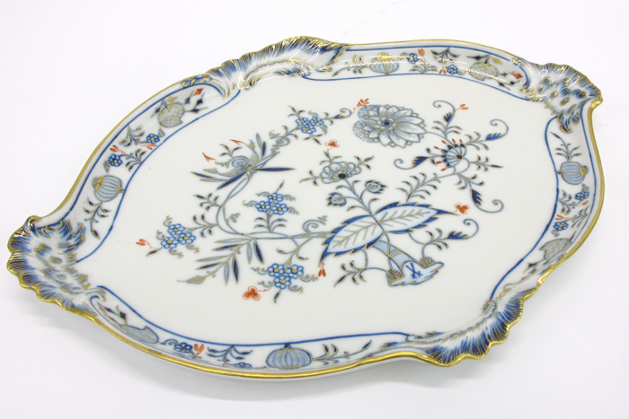 Appraisal: GERMAN MEISSEN PORCELAIN SERVING PLATTER Blue Onion pattern with orange