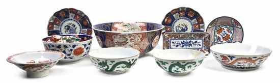 Appraisal: An Assembled Collection of Imari Style Porcelain Articles comprising a