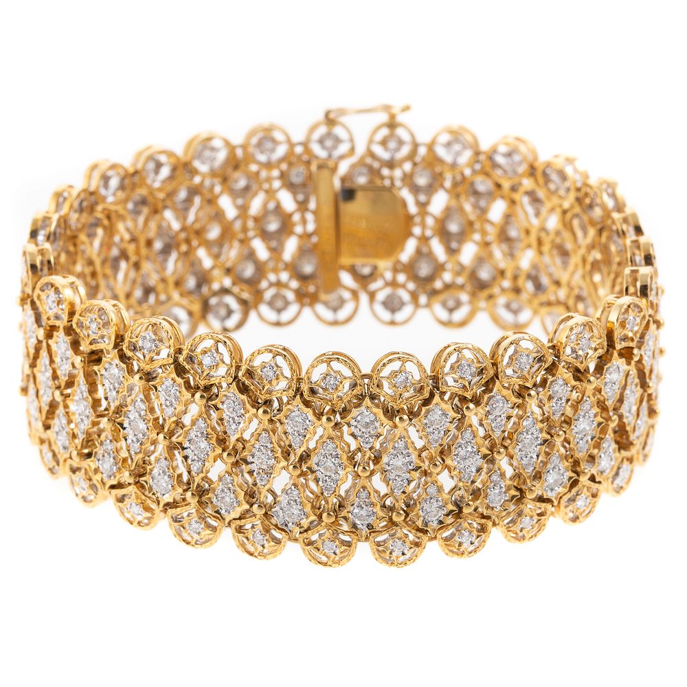 Appraisal: A Diamond Mesh Bracelet in K Yellow Gold K yellow