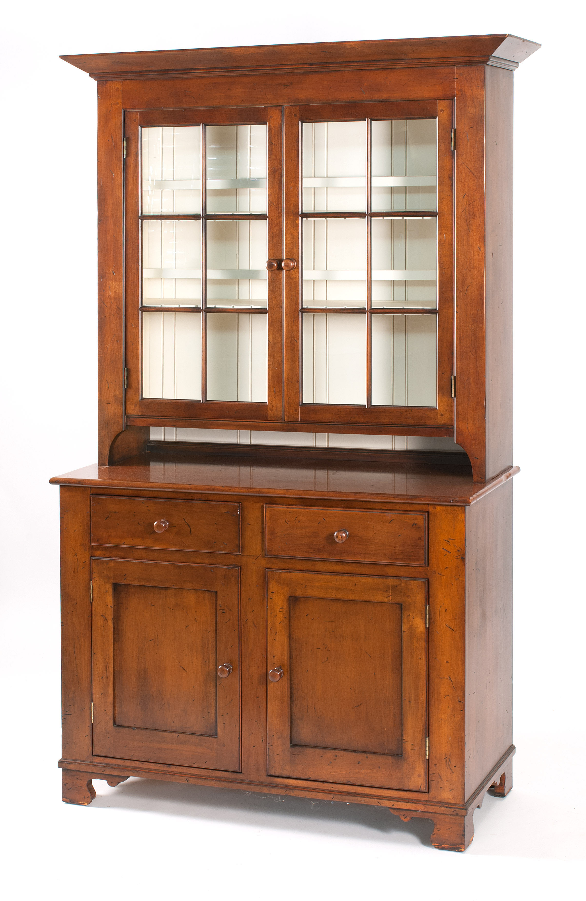 Appraisal: TH CENTURY TWO-PART HUTCH CUPBOARD in maple with brown stain