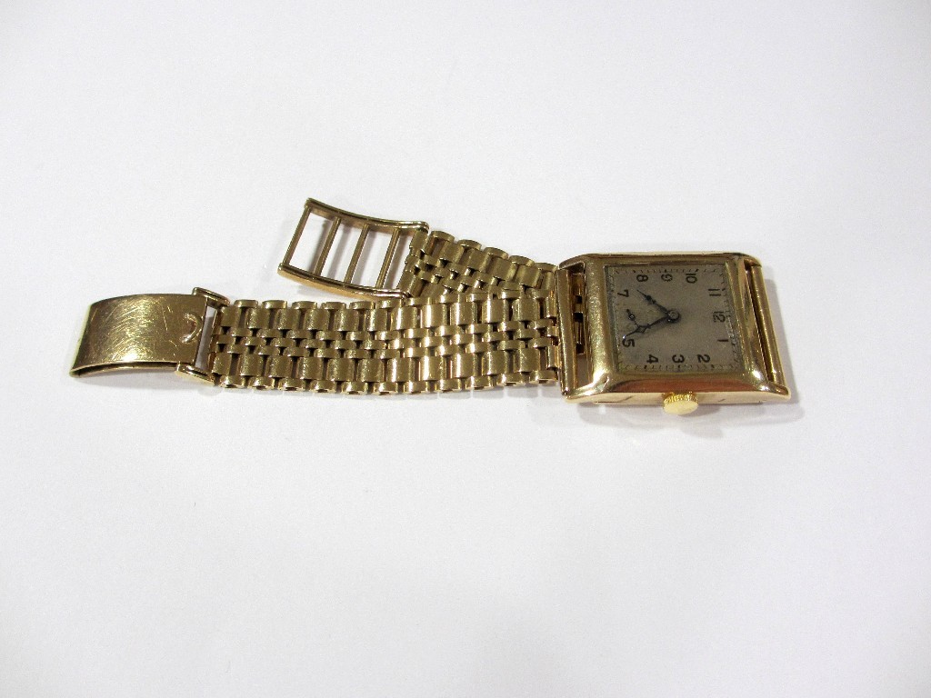 Appraisal: A gents ct gold Longines wrist watch the rectangular dial