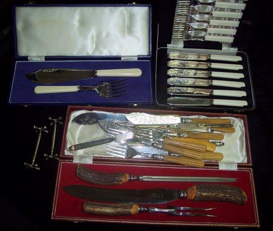 Appraisal: A pair of fish servers sundry fish knives forks etc