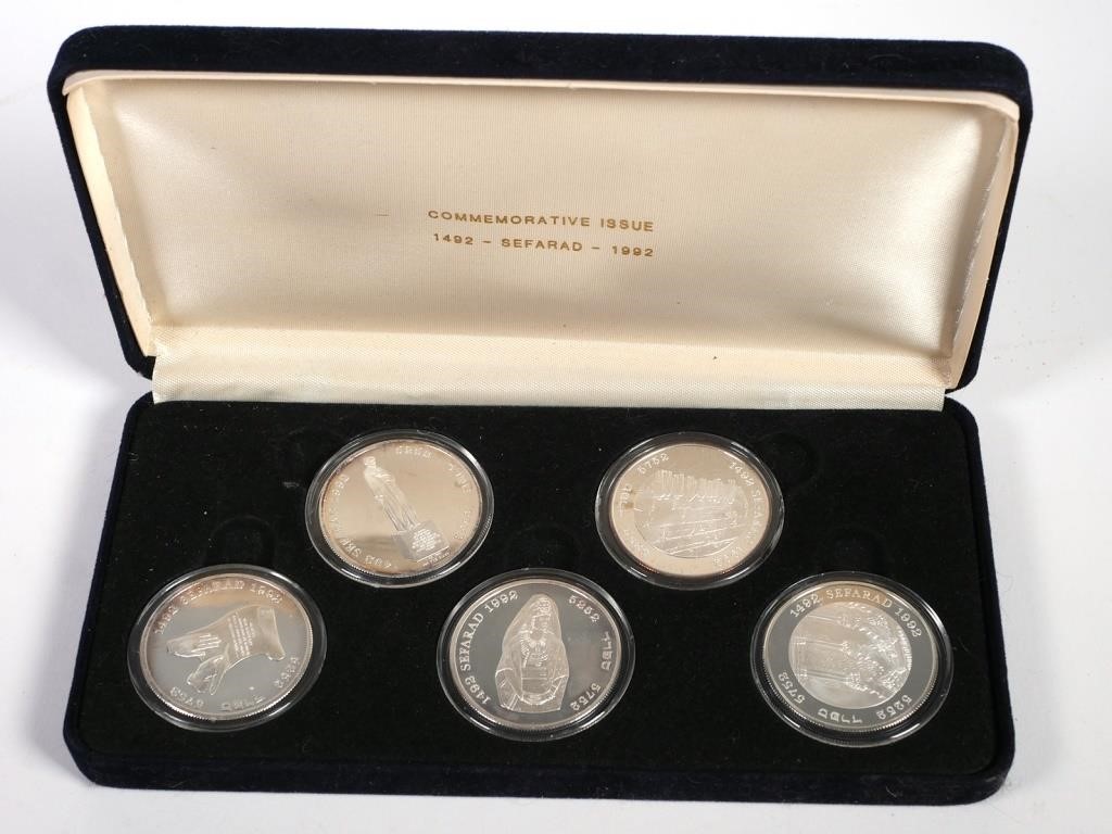 Appraisal: This rarely seen set of silver medals was issued in