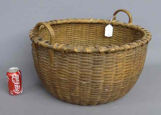 Appraisal: th c Taconic basket '' Diameter '' Ht