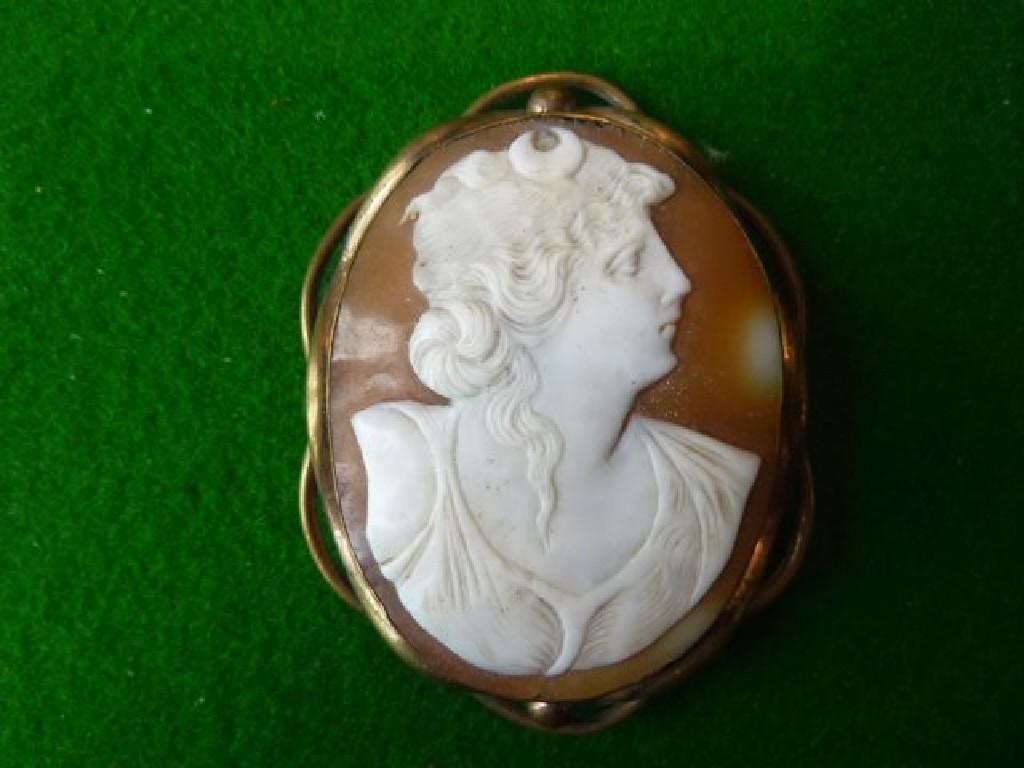 Appraisal: A th century cameo brooch with carved detail female head