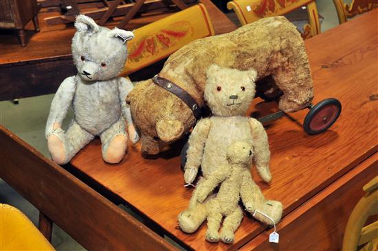 Appraisal: FOUR STUFFED BEARS Probably German late th- th century Mohair