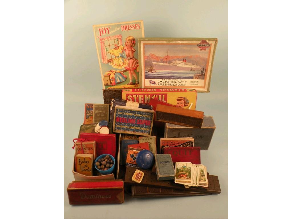 Appraisal: A quantity of Victorian and later board games to include