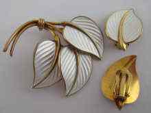 Appraisal: A yellow metal tests silver gilt Norwegian suite of jewellery