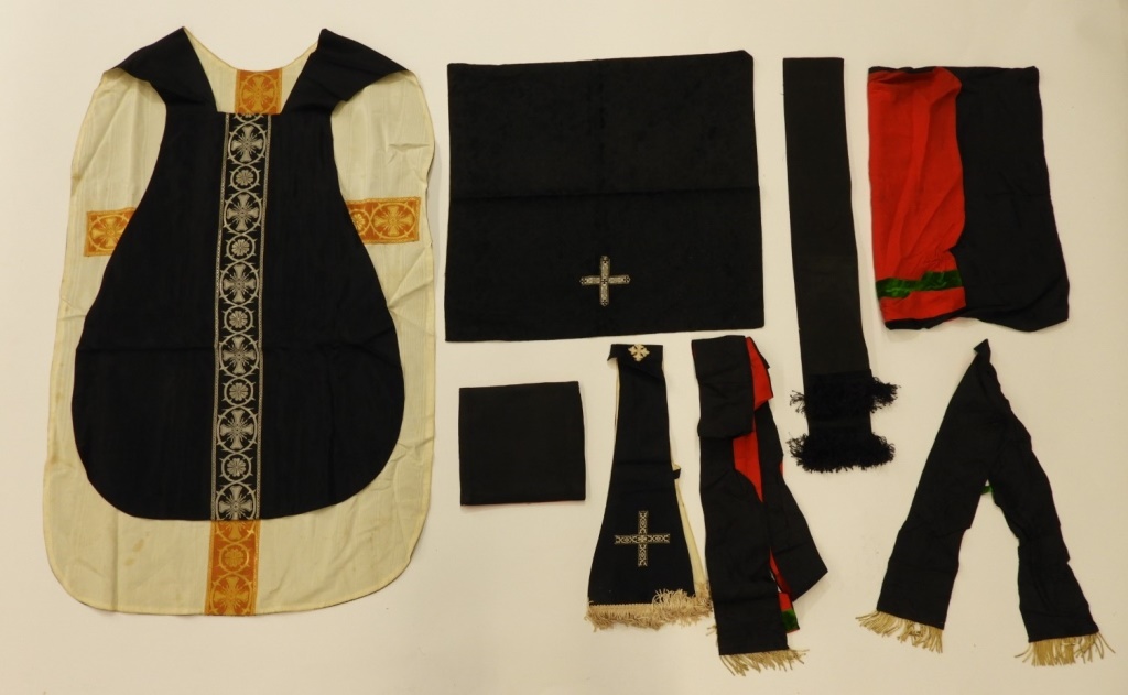 Appraisal: PC BLACK RED SILK VESTMENT SET United States th CenturySome