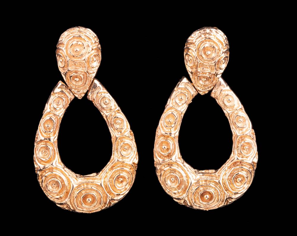 Appraisal: kt Yellow Gold Cast Hoop Earrings dwt Please note Payment