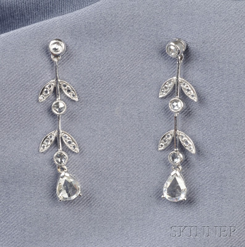 Appraisal: kt White Gold and Diamond Earpendants each vine motif set