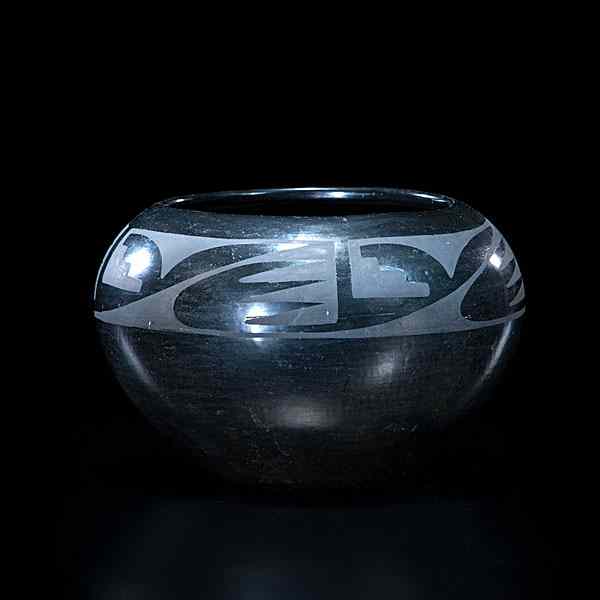 Appraisal: Maria Martinez San Ildefonso Blackware Bowl tapered base with shoulder