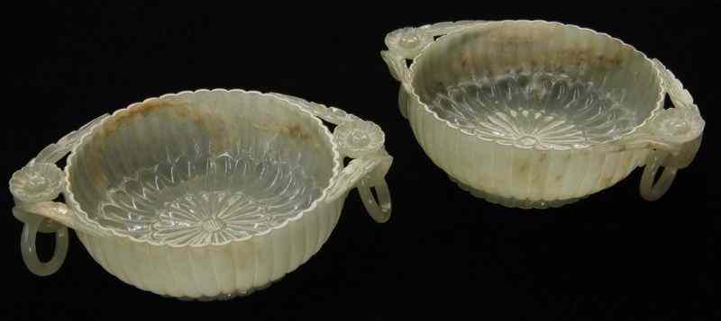 Appraisal: Pr Chinese Qing Mughal style jade bowls eachwith two free