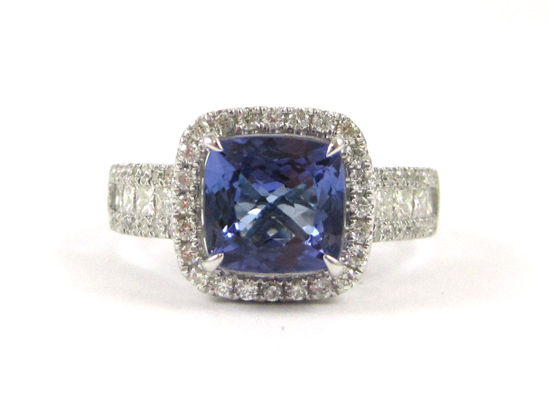 Appraisal: TANZANITE DIAMOND AND WHITE GOLD RING The k white gold