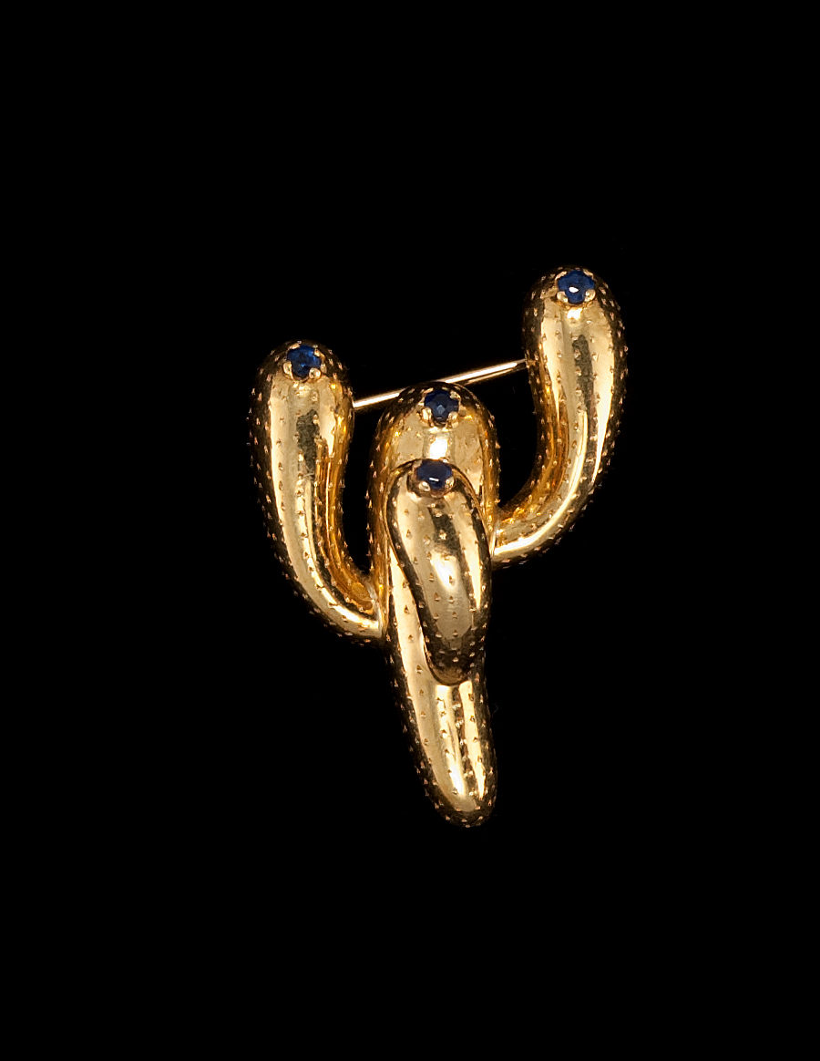 Appraisal: TIFFANY KT GOLD AND SAPPHIRE BROOCH In the form of