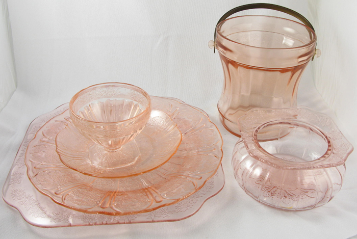 Appraisal: A PIECE ASSORTMENT OF PINK DEPRESSION GLASS including dinner plates