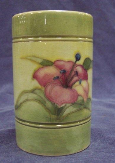 Appraisal: A Hibiscus pattern small spill vase of cylindrical form and